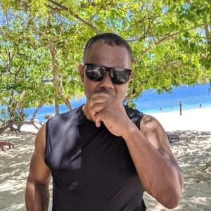 Meet your Posher, Ernsley